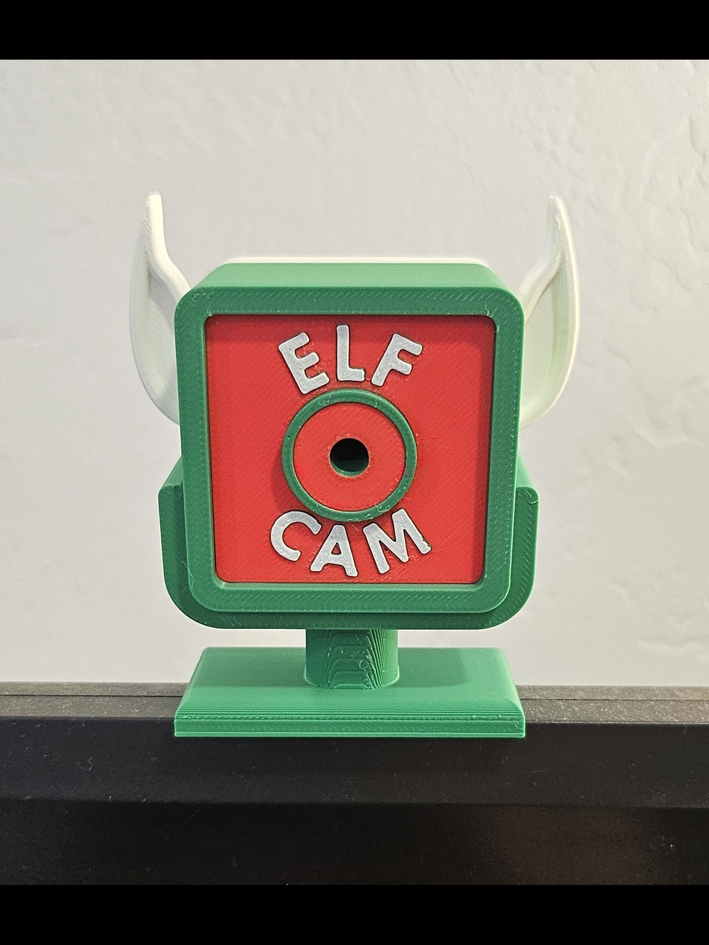 "Elf Cam" Christmas Pretend Webcam - Want Your Kids On Their Best Behavior!